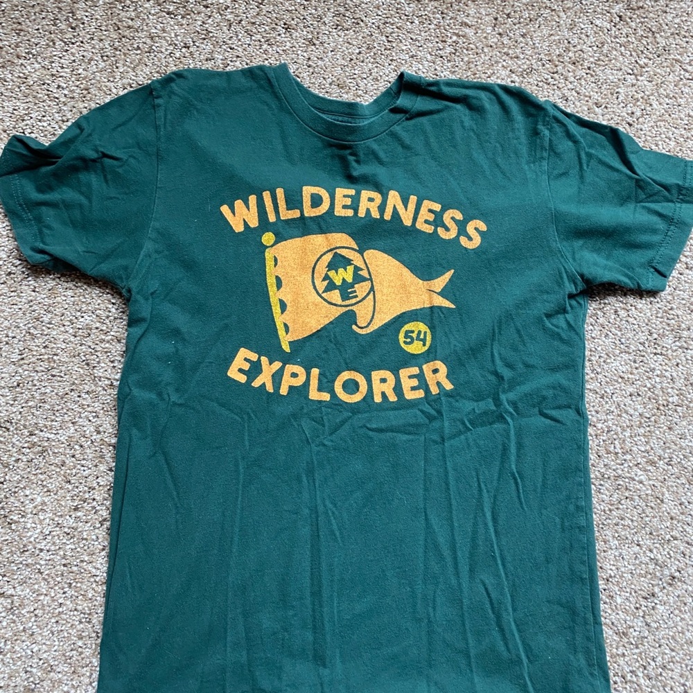 Wilderness Explorer Men’s Small Green T-Shirt